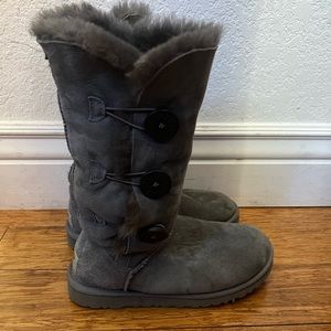 Bailey Button Triplet II Boot in Grey